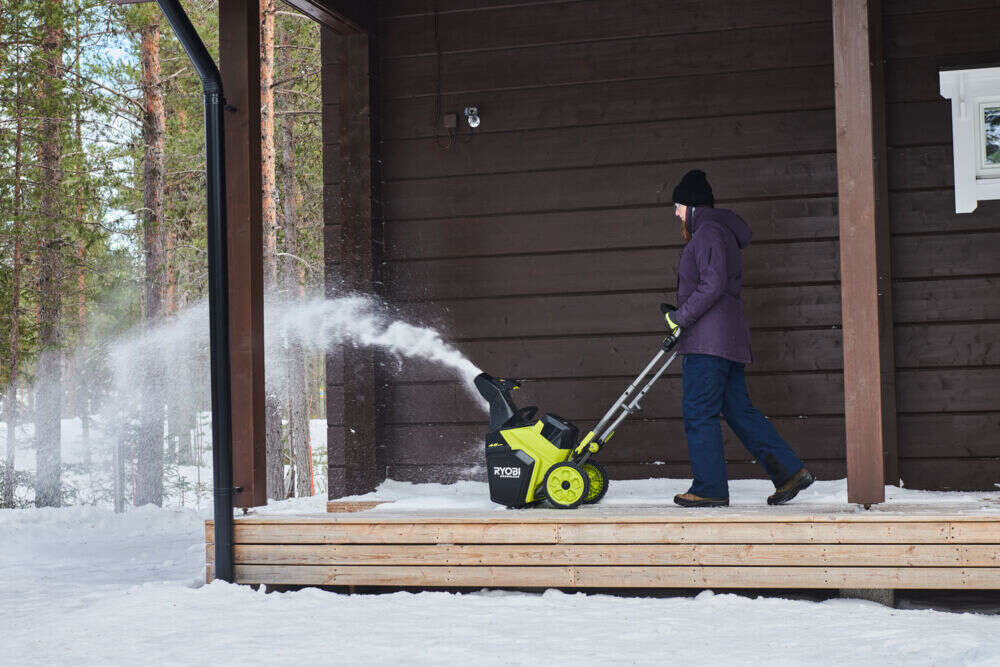 Ryobi ONE+™ RY18STX45A-0 snøfreser u/batteri