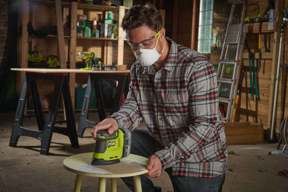 Ryobi ONE+™ R18PSN-0 18V deltasliper u/batteri