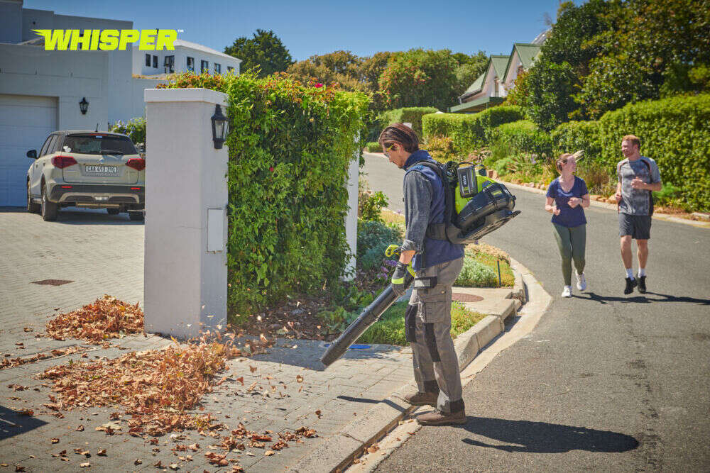Ryobi Max Power RY36BPXB-0 Whisper™ ryggsekk løvblåser u/batteri