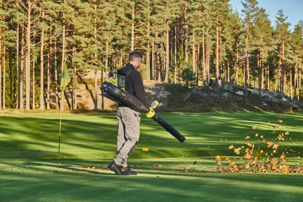 Ryobi Max Power RY36BPXB-0 Whisper™ ryggsekk løvblåser u/batteri