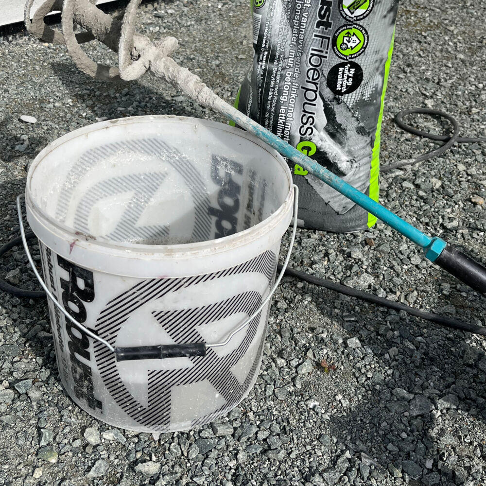 Robust Målebøtte 12 liter