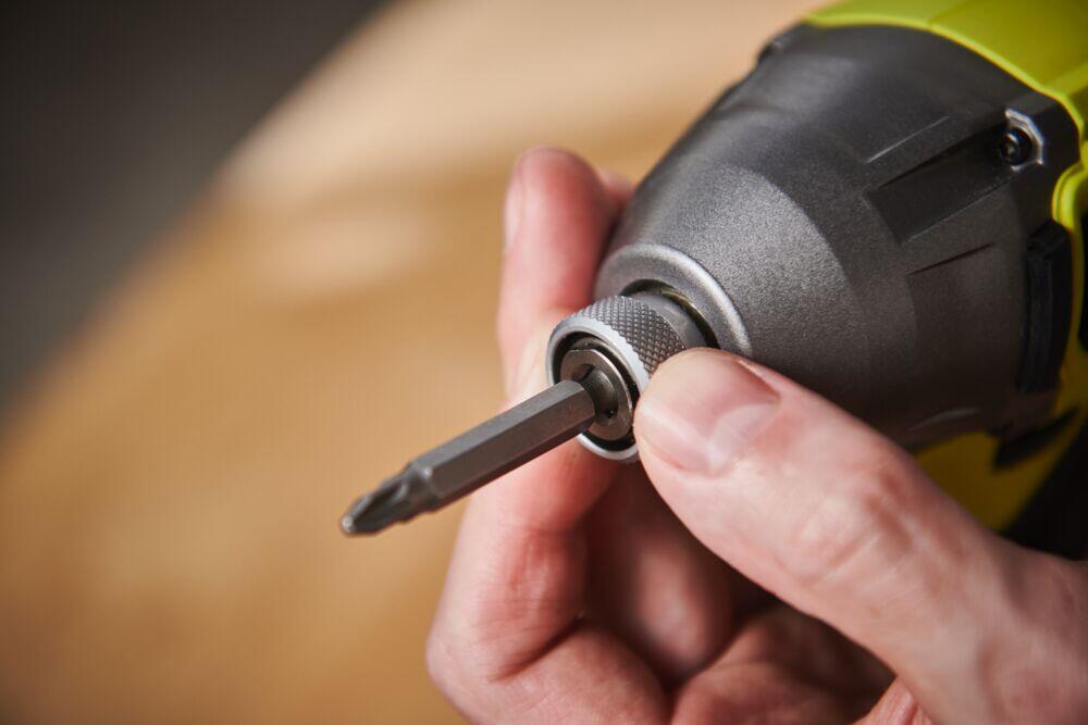 Ryobi ONE+™ HP RID18X1-0 bor/skrutrekker med slag u/batteri