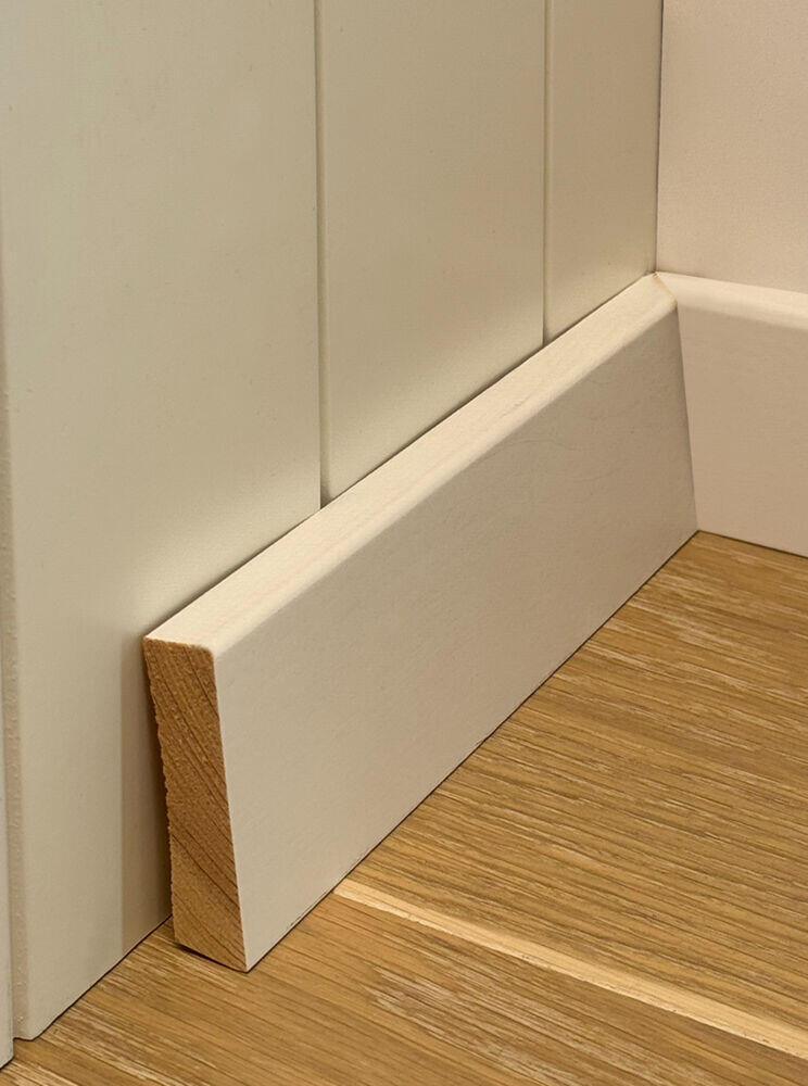 Combiwood 10x58x4400 rund gulvlist malt