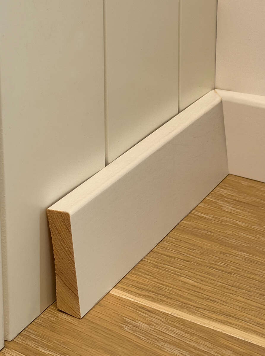 Combiwood 12x58x4400 gulvlist rund malt