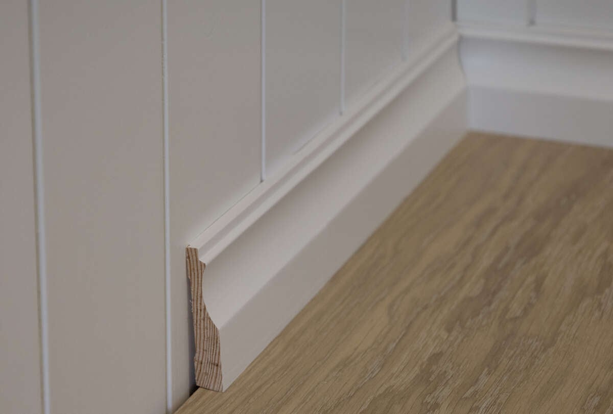 Combiwood 15x70x4400 CW243 gulvlist malt
