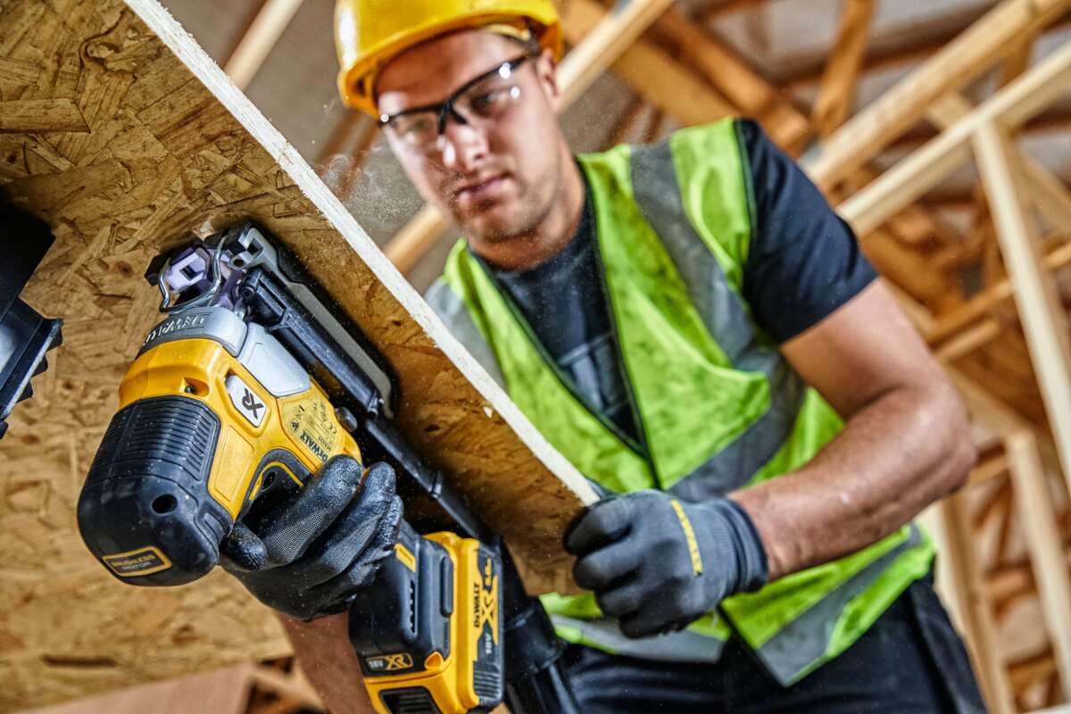 Dewalt DCS335N-XJ Stikksag 18V XR u/batteri
