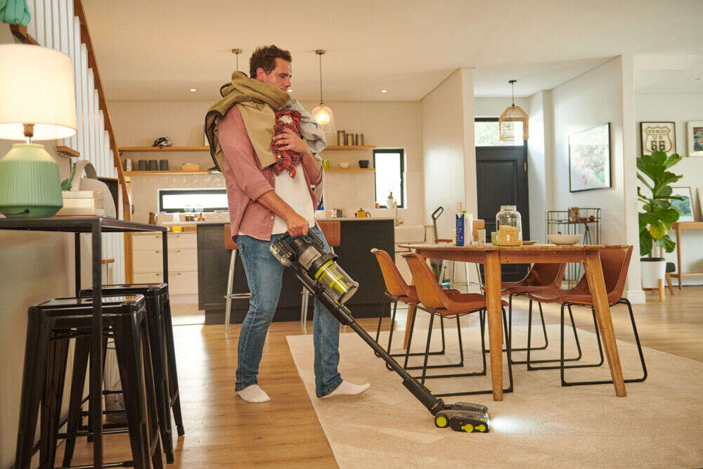 Ryobi 18V ONE+ Børsteløs Støvsuger Premium sett