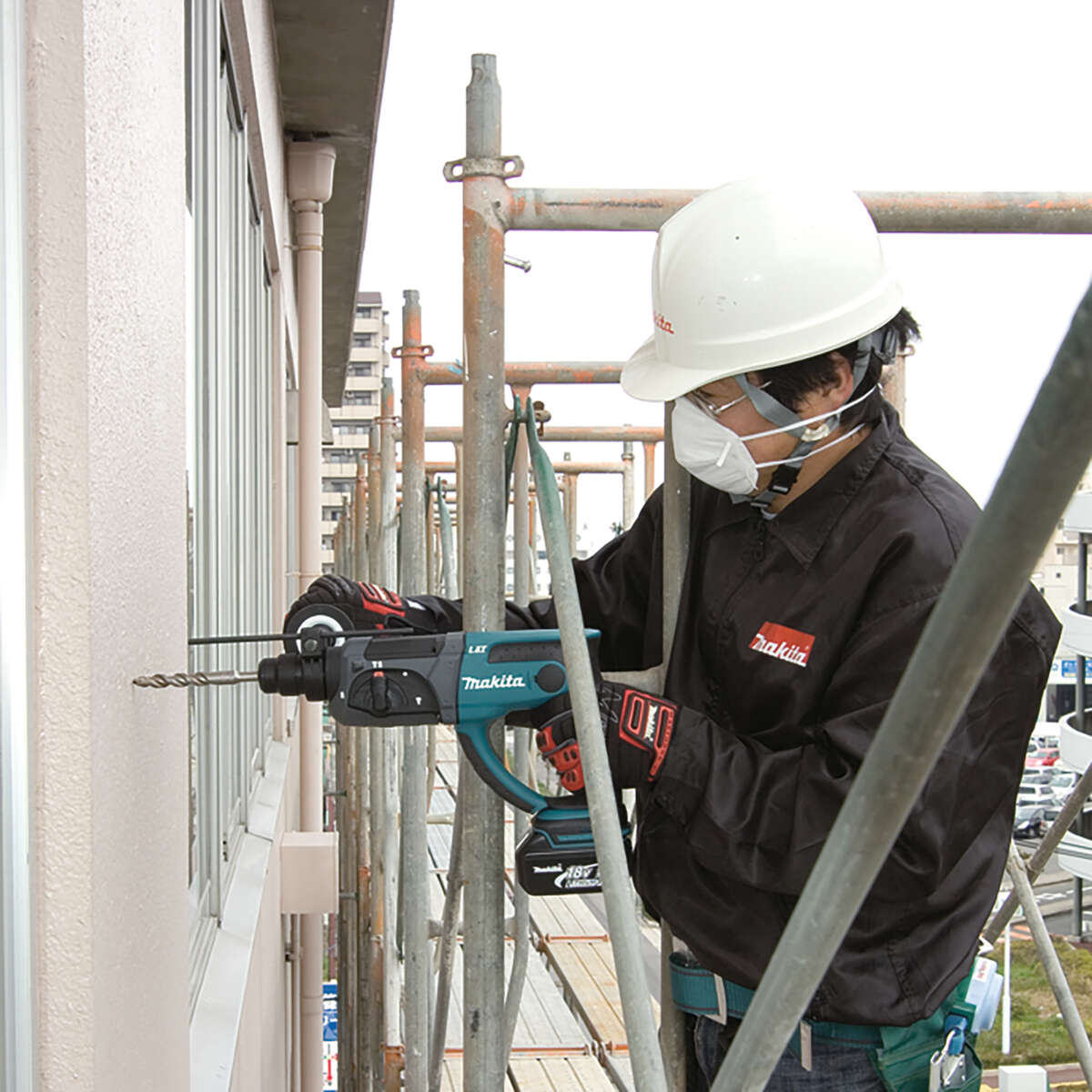 Makita DLX6038T verktøysett m/3 batterier