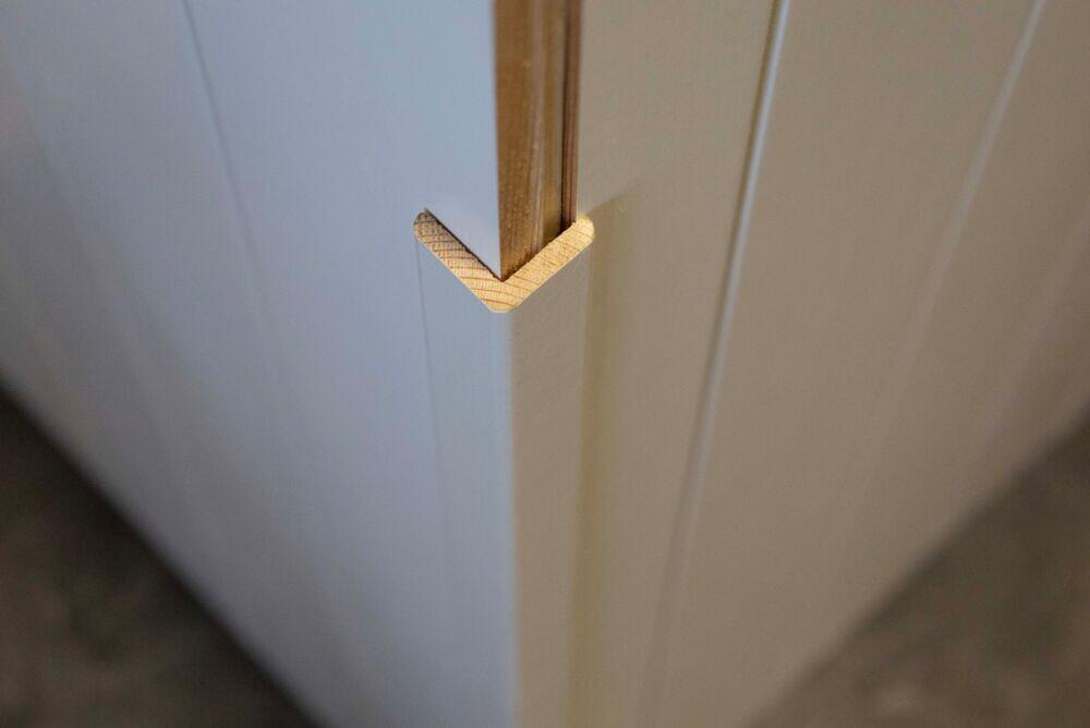 Combiwood 27x27x2700 vinkellist malt