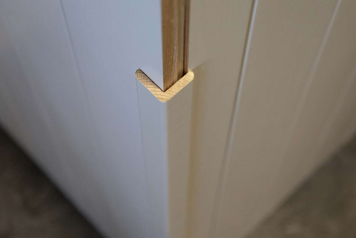 Combiwood 33x33x2700 vinkellist malt/ubehandlet