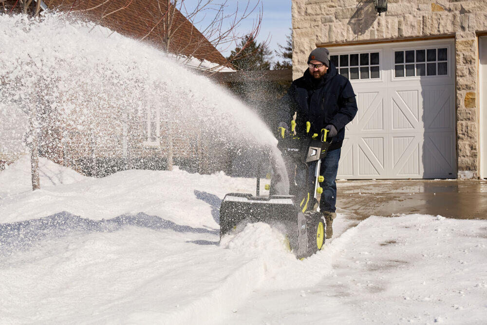 Ryobi Max Power RY36STX61A-460F snøfreser m/4 batterier