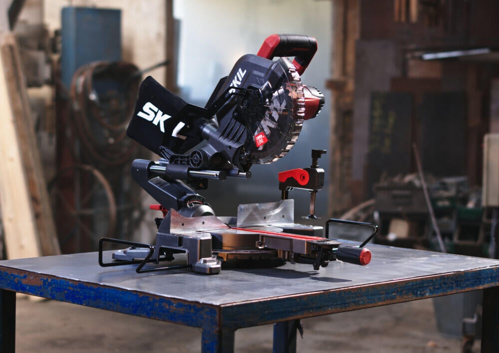 Skil 1310 AA 1600W Kapp- og gjærsag