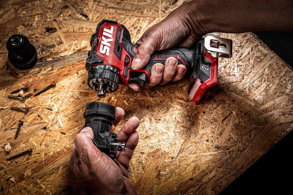 Skil 3066CA drill/skrutrekker u/batteri