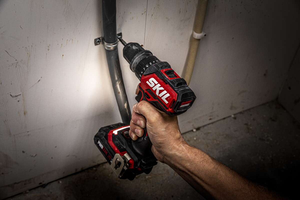 Skil 3066CA drill/skrutrekker u/batteri