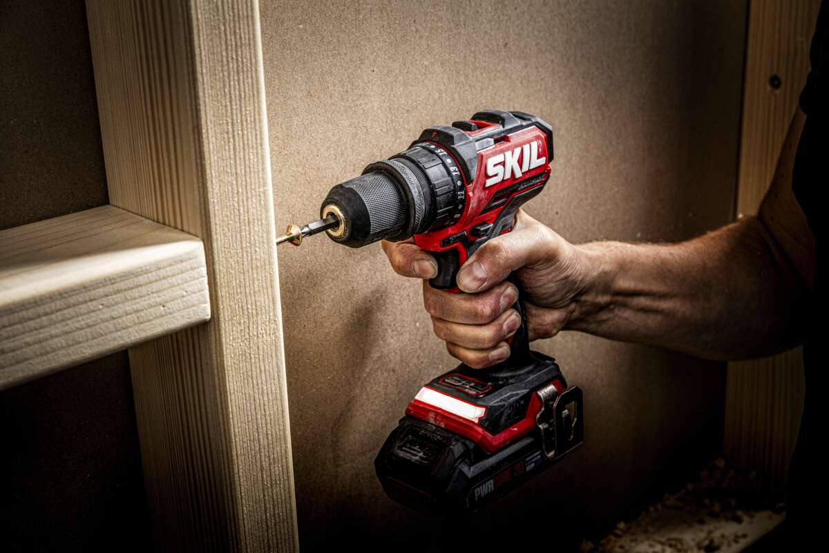 Skil 3066CA drill/skrutrekker u/batteri