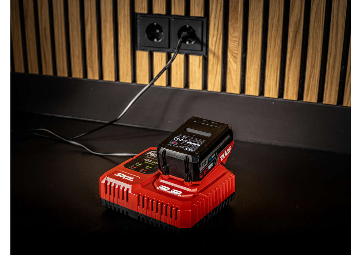 Skil 3144 AA 20V Max litium-ion 4,0 Ah PWRASSIST™ USB-C-batteri