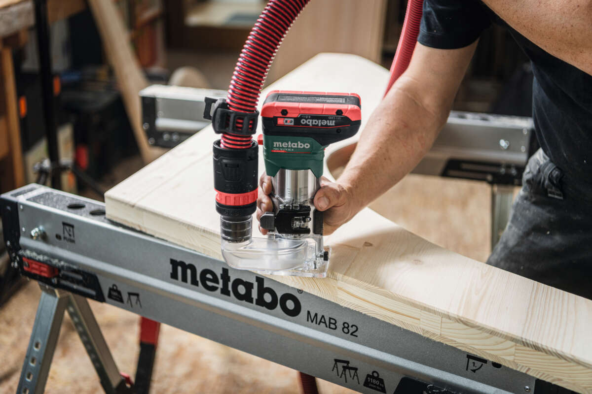 Metabo FMV 18 LTX BL 8 kantfres u/batteri