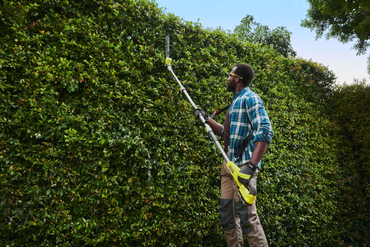 Ryobi ONE+ RY18PHT40A-0 teleskopisk hekksaks u/batteri