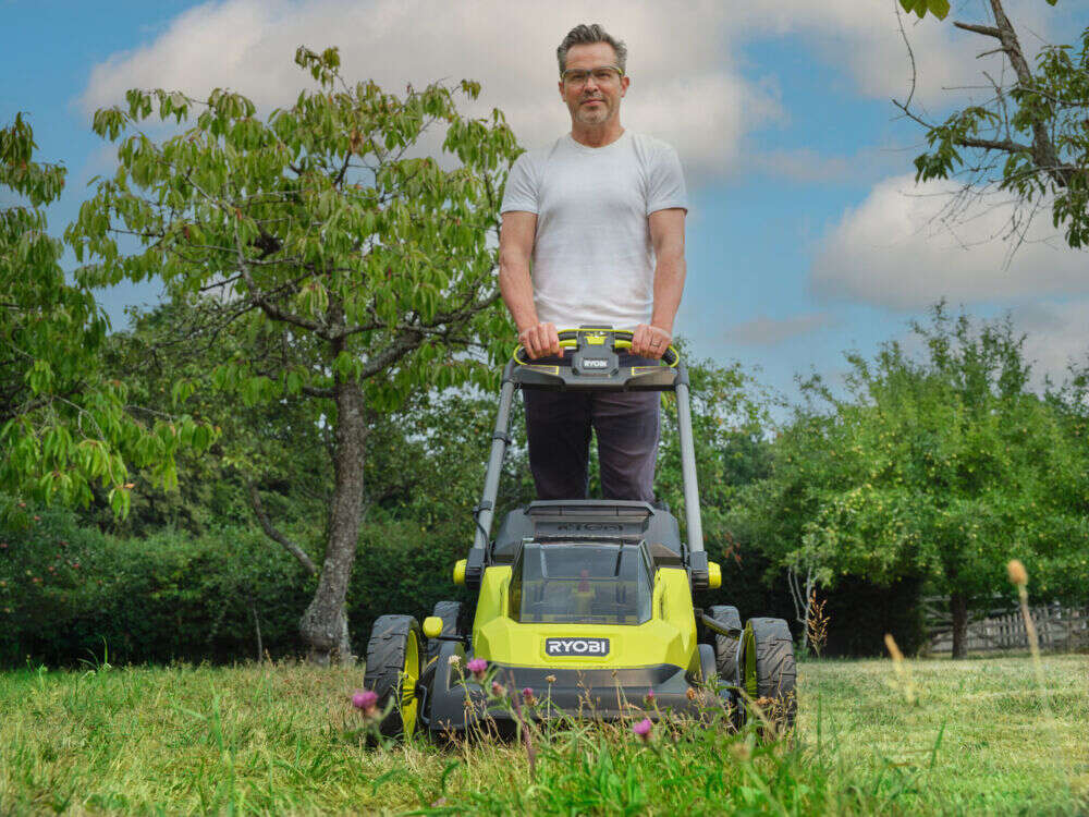 Ryobi  ONE+ RY18LMXSP51A-0  gressklipper u/batteri
