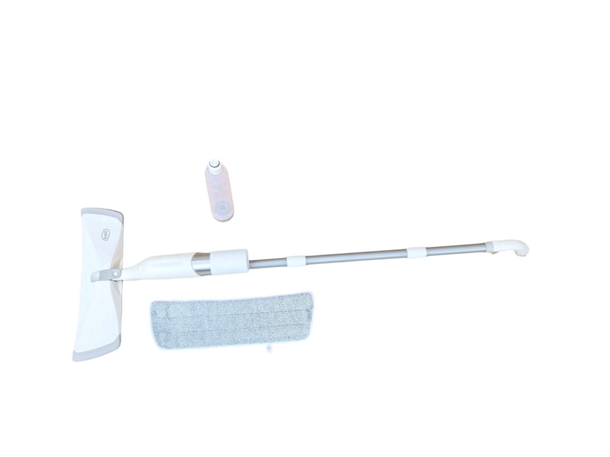 SPRAY MOP WITH TWO BOTTLES
