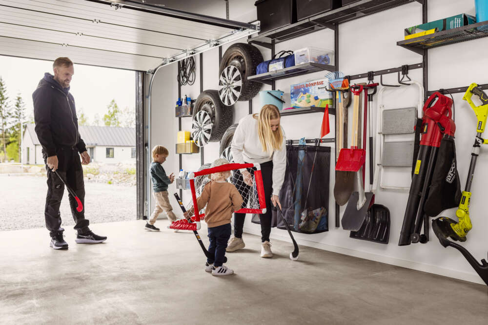 Elfa Garage+ graphite dekklist til hylleknekt
