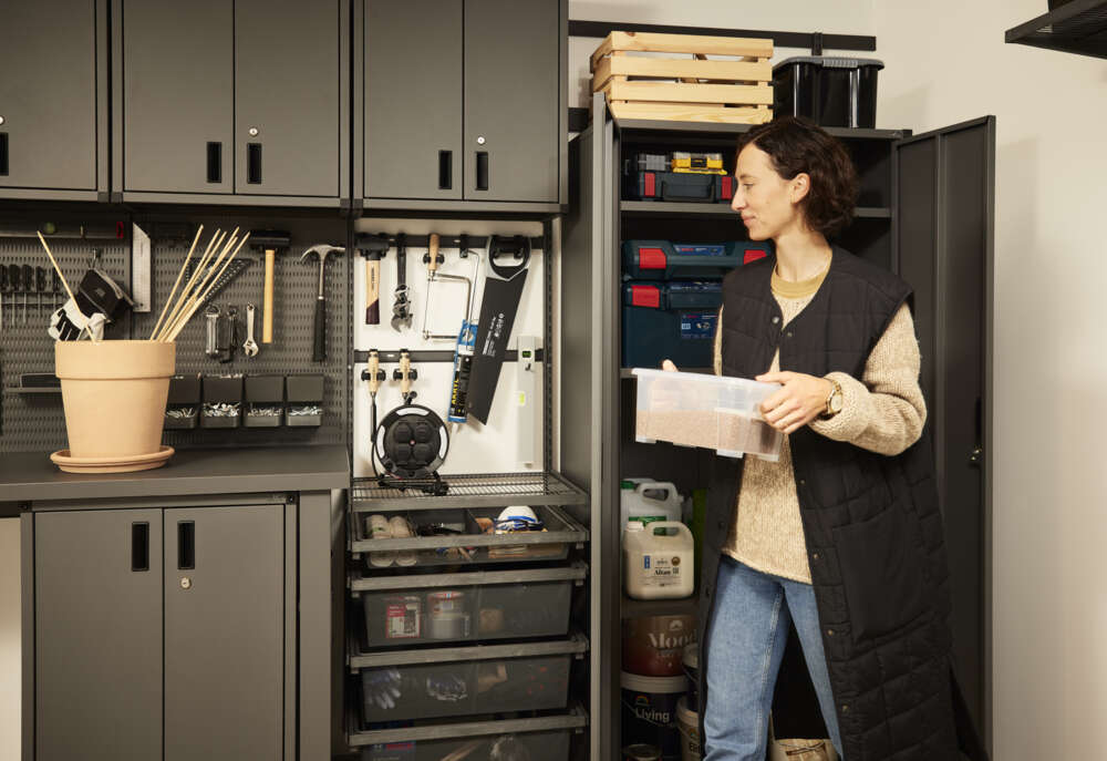 Elfa Garage+ graphite multiholder for oppbevaringstavle