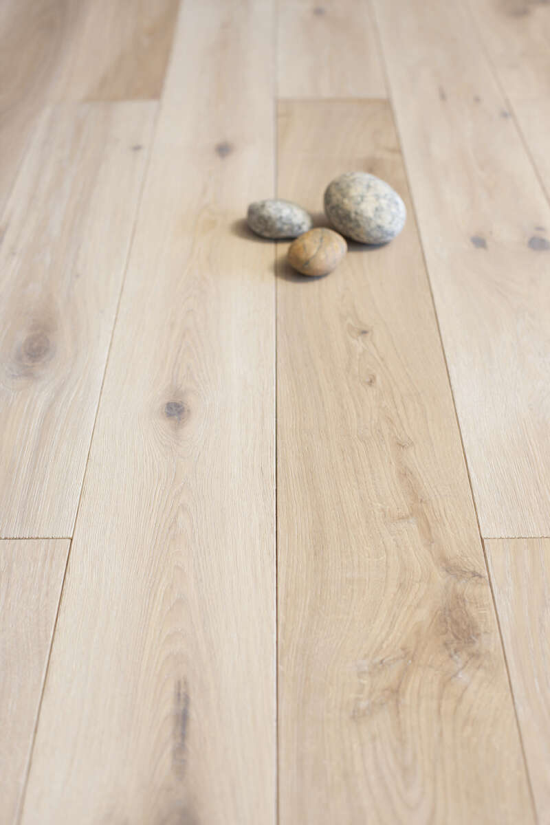 Moelven Arctic Rustic børstet eik heltregulv 20x147