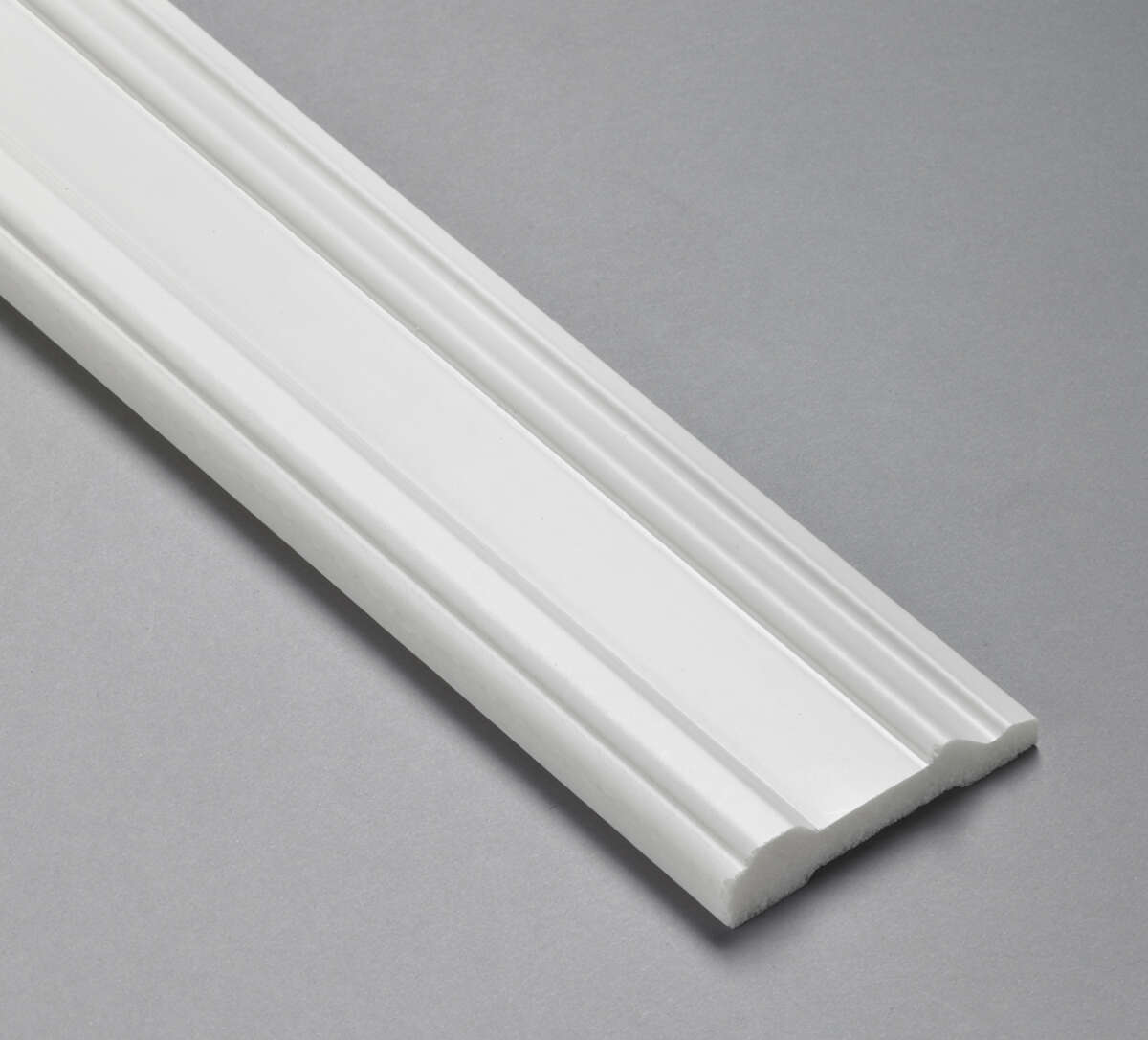 15x070 karmlist dørsett i polystyren, malt