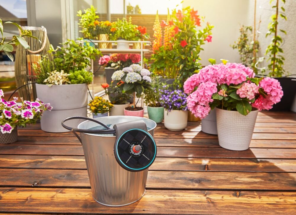 GARDENA AquaBloom solcelledrevet vanning