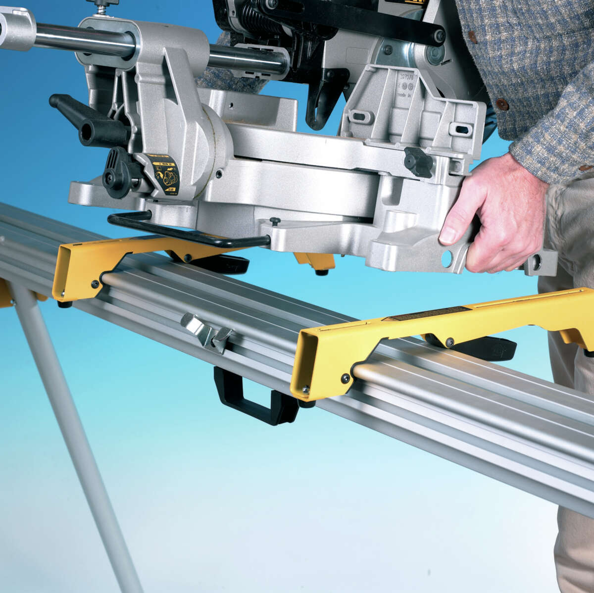 DeWALT DE7023 sagbord