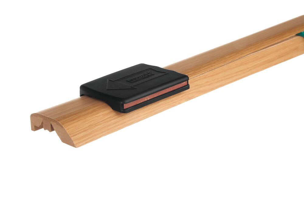 PURE BROWN OAK