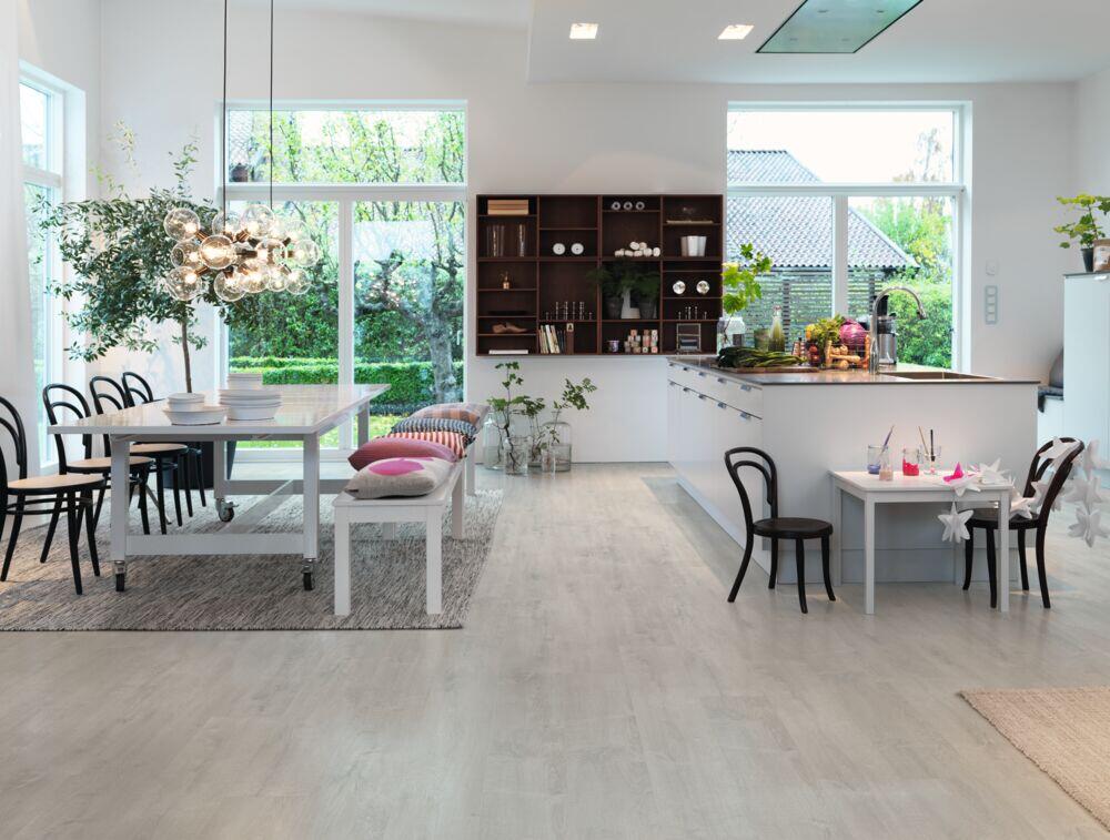 Pergo vinylgulv classlic plank, grey gentle oak