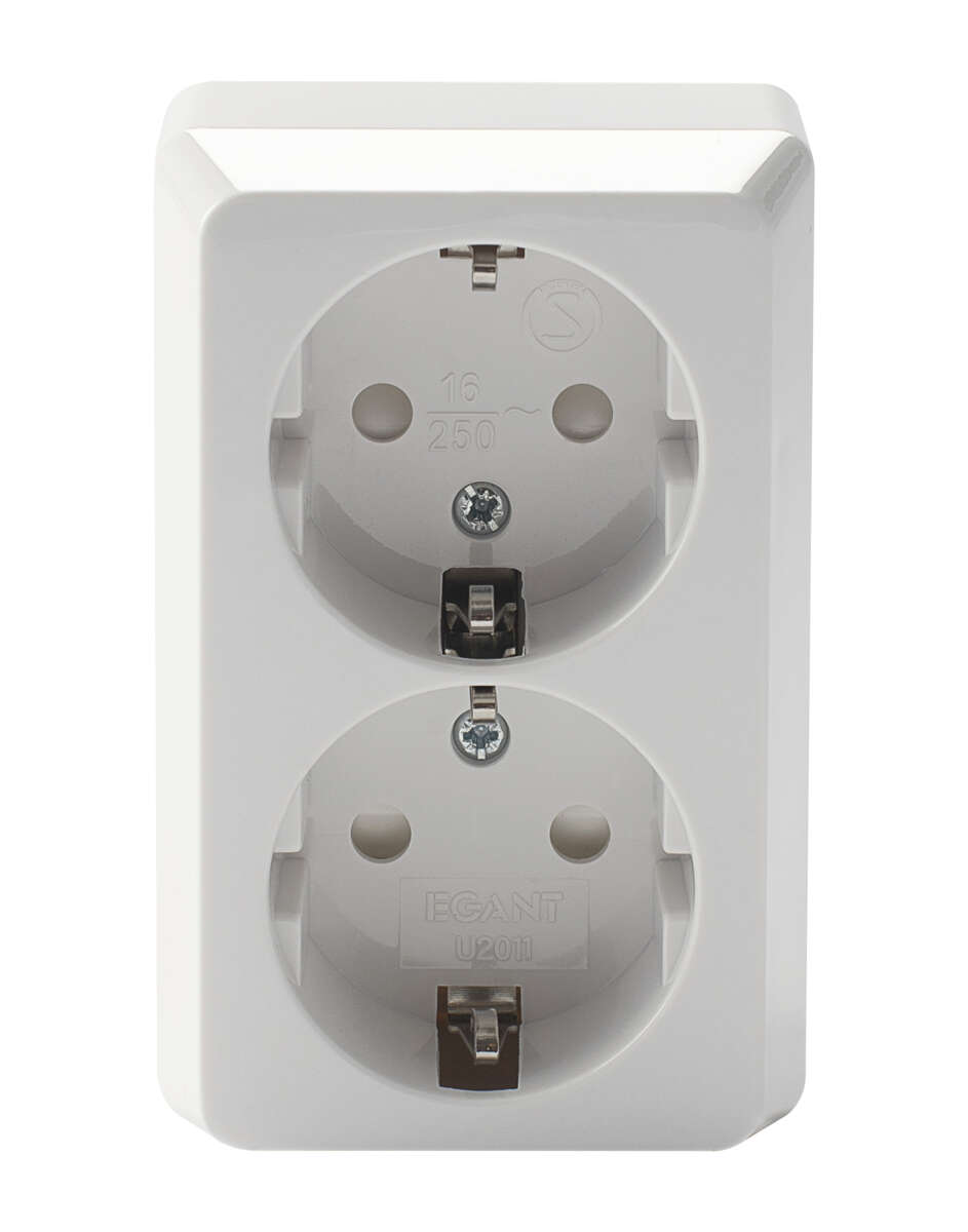 Egant dobbel stikkontakt m/jord hvit
