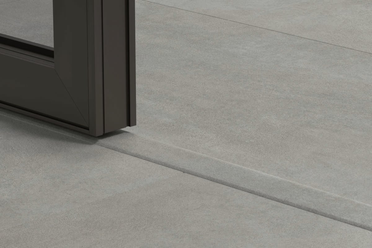 Pergo gulvlist 5-i-1 til vinylgulv