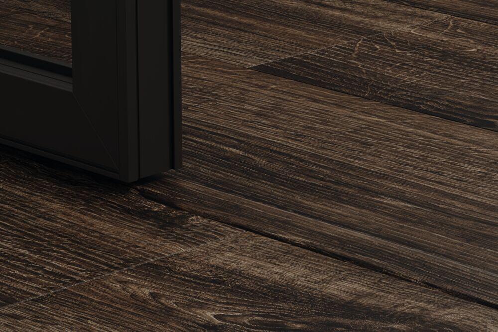 BLACK CITY OAK