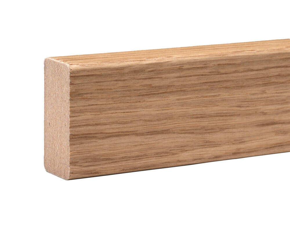 Eikefinert lakkert MDF-spile, 21x45x2400mm