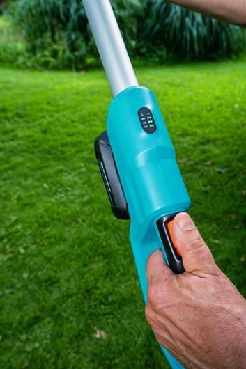 GARDENA telekop hekksaks u/batteri