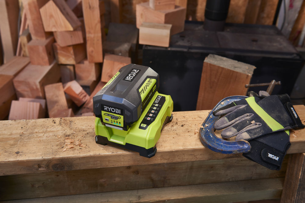 Ryobi 6,0 Amp/timen Max Power lader RY36C60A