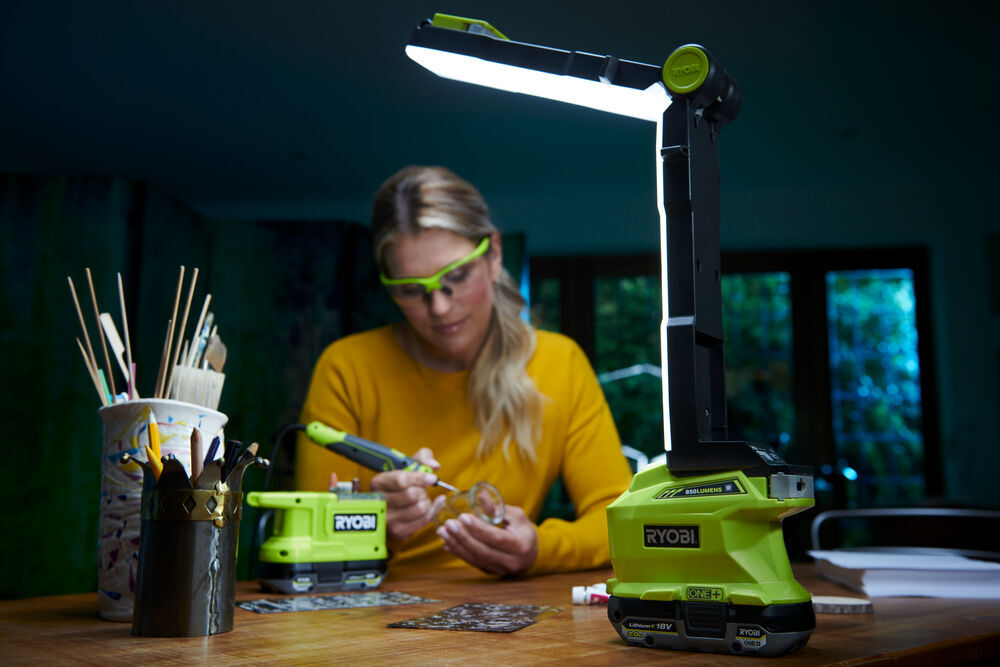 Ryobi ONE+ R18ALF-0 arbeidslys u/batteri