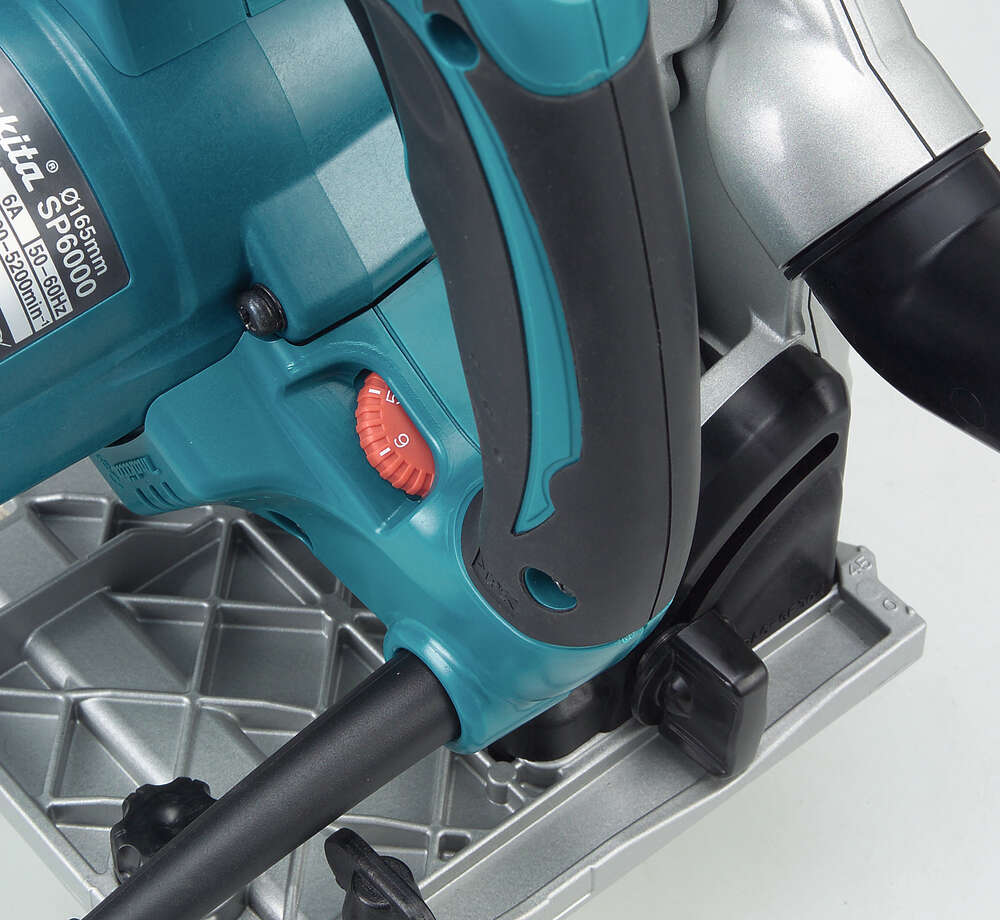 Makita SP6000J 1300W dykksag