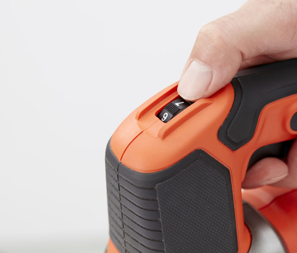 BLACK+DECKER BES610K Stikksag 650W 230V