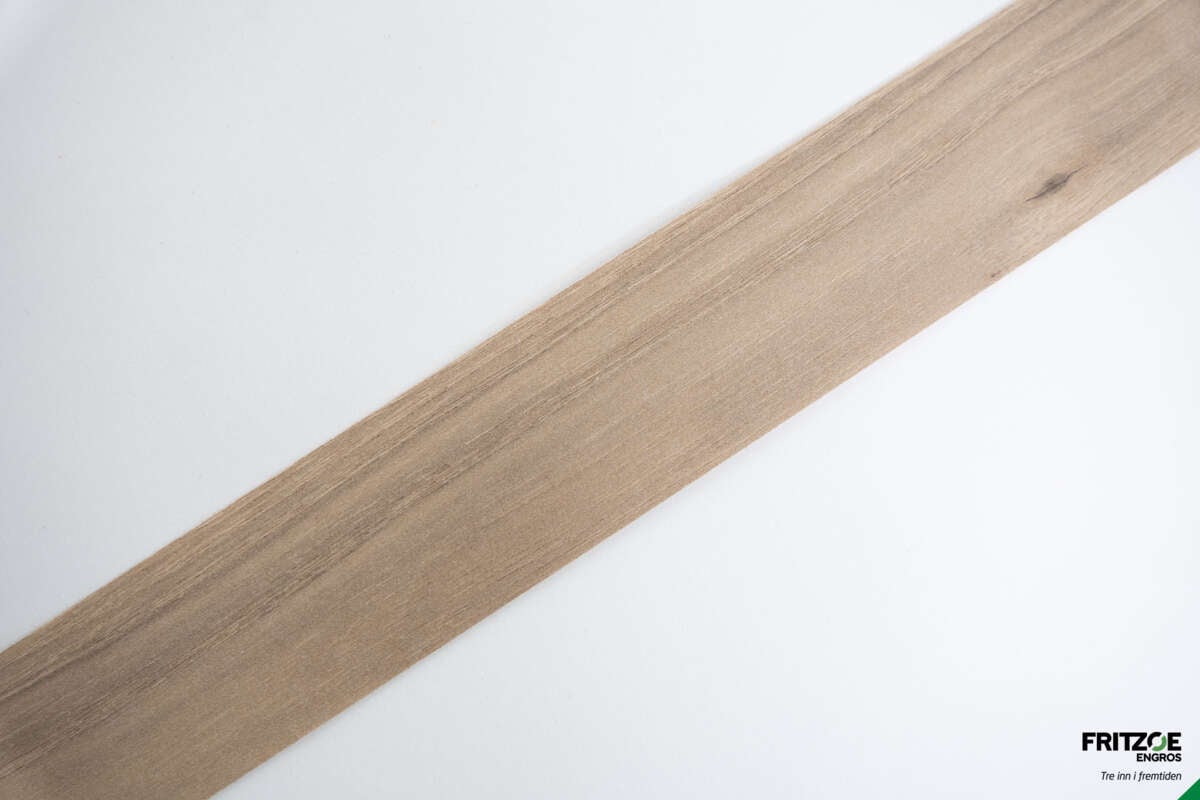 Fritzøe kantlist level hickory plank