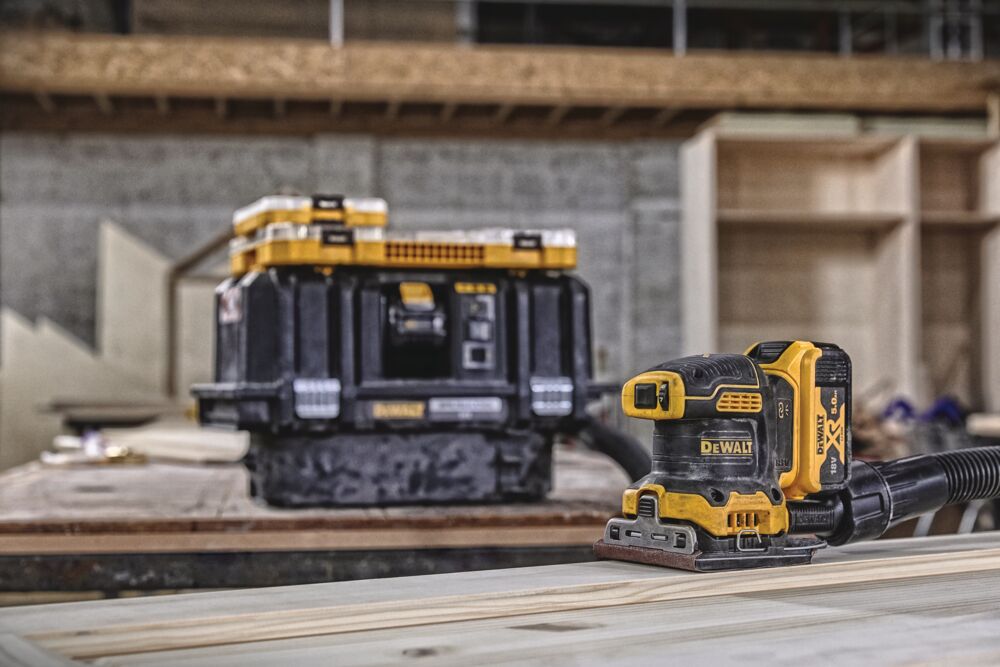 DEWALT DCW200N 18V 1/4 Ark Plansliper