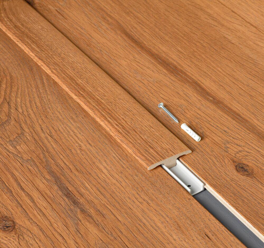 DOUSSIE/TEAK OLJET