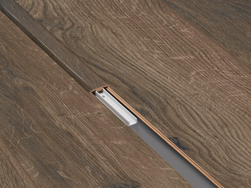GYANT DARK BROWN