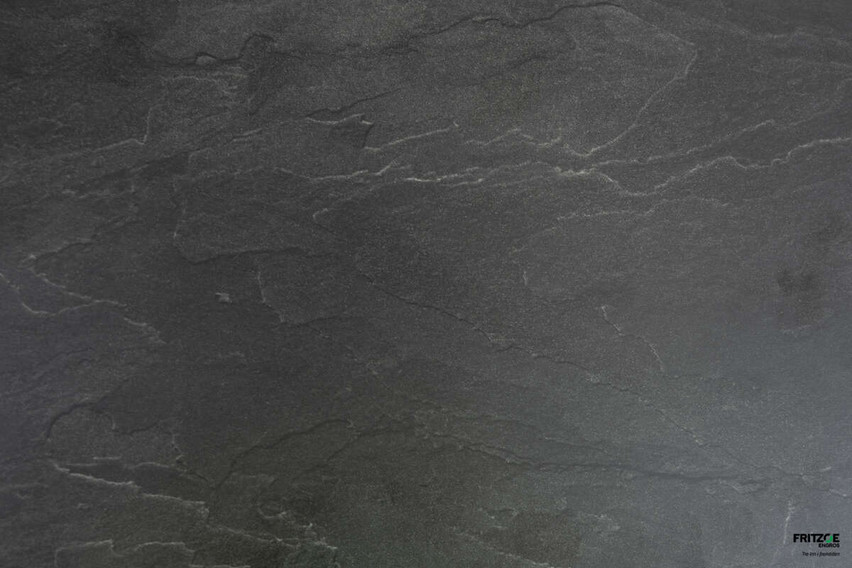 Level sort skifer 28x3020x635 mm benkeplate