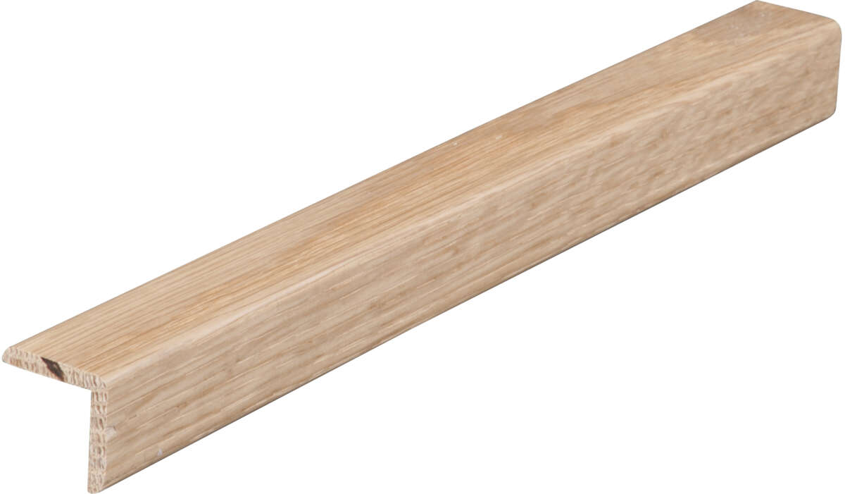 28x28x2400 Vinkellist eik lakkert