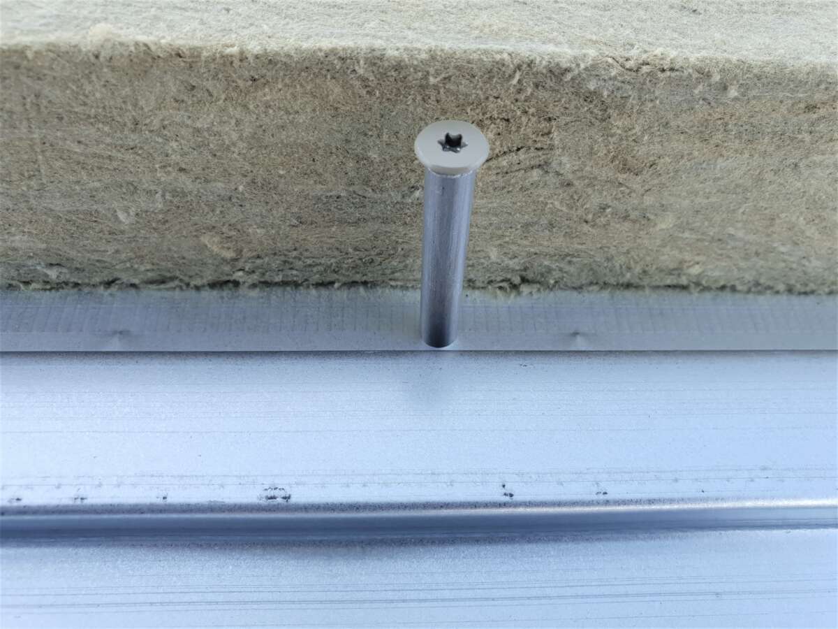 TIL-TAK skruer med hylser for midlertidig festing