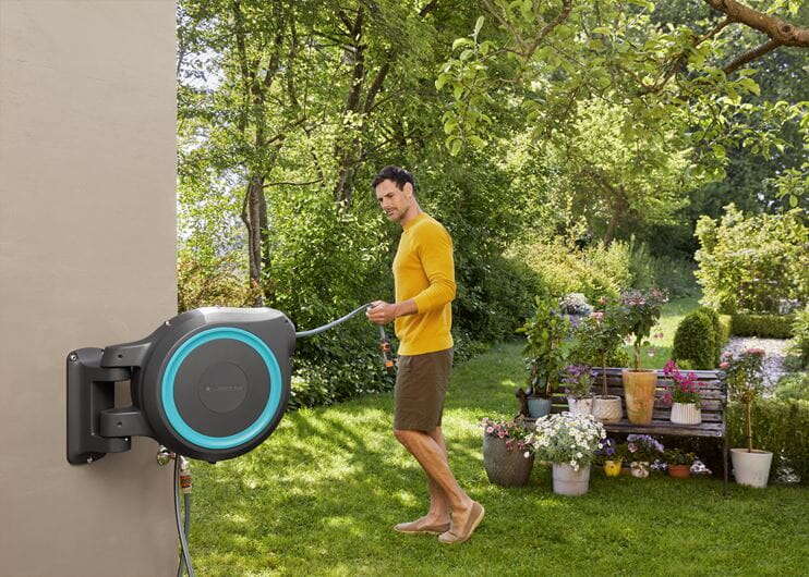 GARDENA 30 meter turkis veggslangeboks