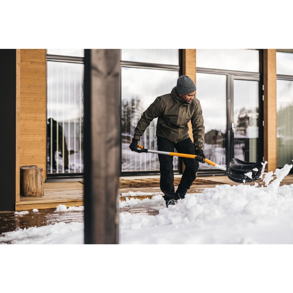 Fiskars snømåke ergo X-series